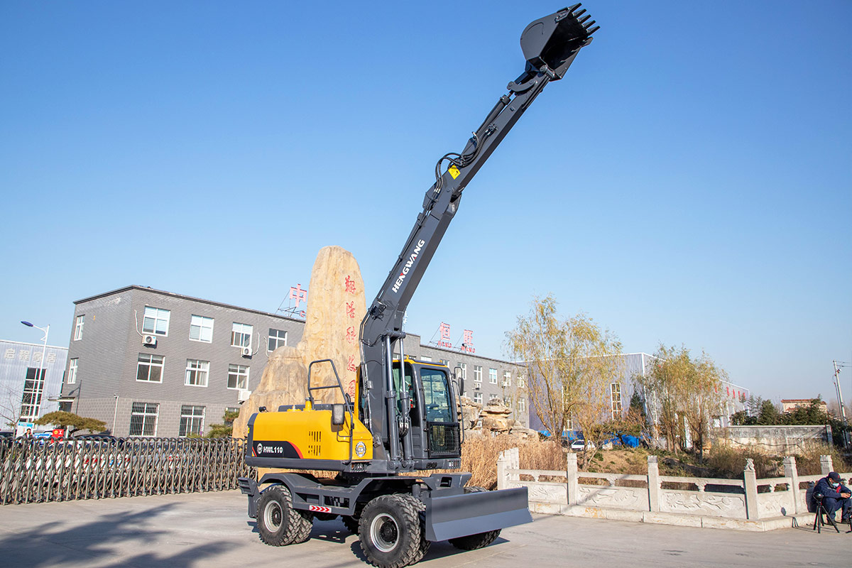 HWL110 Колесный экскаватор - Строительная техника и оборудование для ...